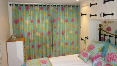 bedroom curtains
